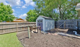 305 Valleyview Ct, Andover, KS 67002