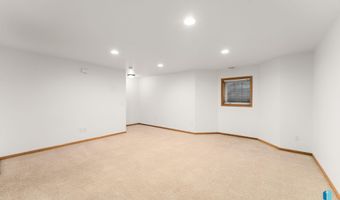 1812 S Mulberry Ave C, Brandon, SD 57005