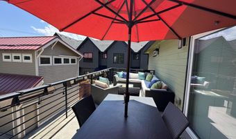 909 NW Delaware Ave, Bend, OR 97703