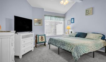626 Highview Circle Dr, Ballwin, MO 63021