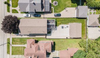26 S Chestnut Ave, Arlington Heights, IL 60005