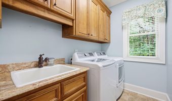 2097 Van Gogh Ln, Apex, NC 27539