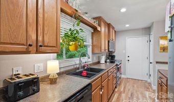16 Chipping Green Dr, Arden, NC 28704