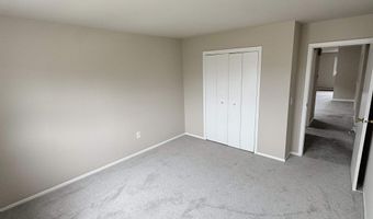 20 OAK St 2, Bayonne, NJ 07002