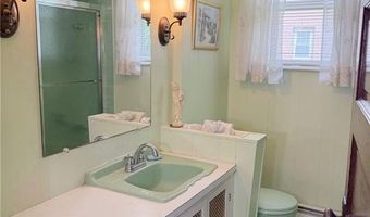 135 Olney Ave, North Providence, RI 02911