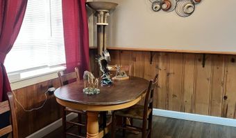 120 Wickham St, Alderson, WV 24910