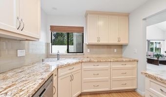 1202 Mission Verde Dr, Camarillo, CA 93012