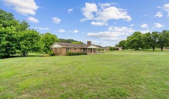 687 Johnson Lake Rd SE, Adairsville, GA 30103