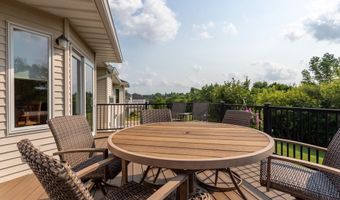 1943 Spyglass Dr, Asbury, IA 52002