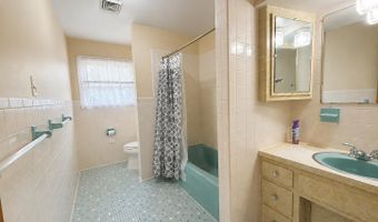99 Old Halfway Rd, Barnegat, NJ 08005