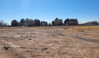 10730 Regina Dr, Socorro, TX 79927