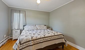304 Eastern Ave, Augusta, ME 04330
