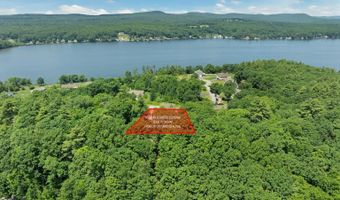 56 Sun Lake Dr, Belmont, NH 03220