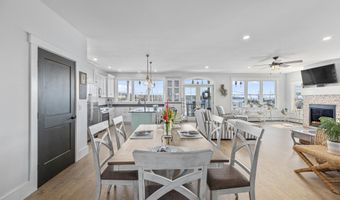 51 Bridge St, Belfast, ME 04915