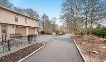 365 Snuff Mill Rd, North Kingstown, RI 02874