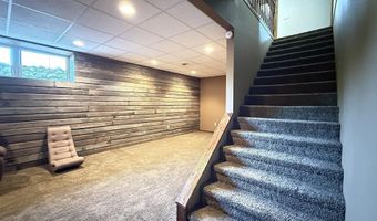 237 E Dahlstrom Ave, Appleton, MN 56208