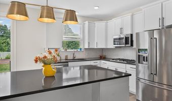 2137 Henley Woods Dr, Arnold, MO 63010