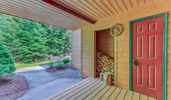 72 Appleby Close 42, Carroll, NH 03575
