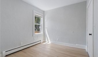 24 Erastus St, Providence, RI 02909