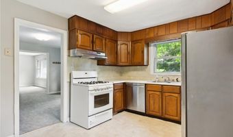 1682 Bridgeport Dr NE, Atlanta, GA 30329