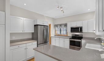 3038 Aspen Rd, Ames, IA 50014