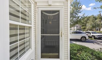 172 Windsong Cir, East Brunswick, NJ 08816