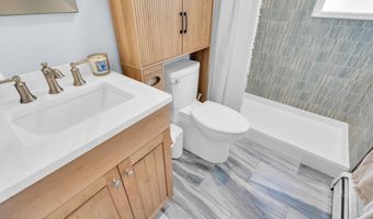728 Neptune Ave, Beachwood, NJ 08722