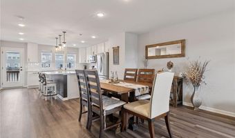 15623 Fairbrook Ct, Apple Valley, MN 55124