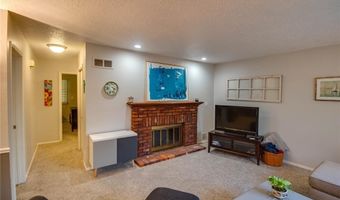 1822 Muny Vista Ct A, Alton, IL 62002
