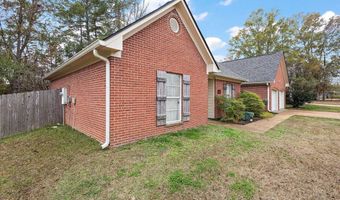 437 Old Town Cir, Brandon, MS 39042