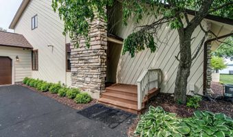 3154 Waucheeta Trl, Madison, WI 53711