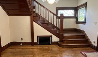 325 S Main St, Albia, IA 52531