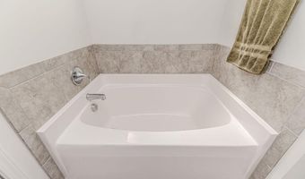216 Vanderbuilt Ct, Aberdeen, NC 28315