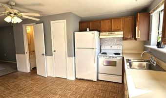 39 Horton Hill Rd APT 8B, Naugatuck, CT 06770