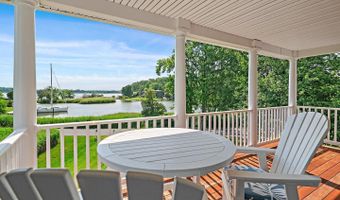 621 HARBOR Dr, Annapolis, MD 21403