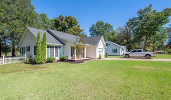 224 WILLOW Dr, Adamsville, TN 38310