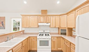 56718 Bandley Rd, Bend, OR 97707