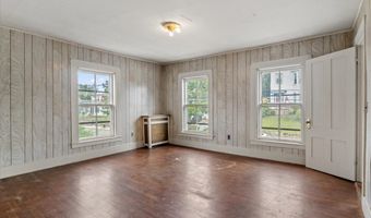 17 Neponset Ave, Boston, MA 02136