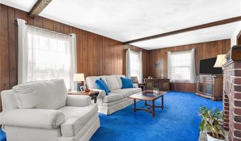 381 Auburn St, Cranston, RI 02910