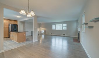 4837 RANDOLPH Dr, Annandale, VA 22003
