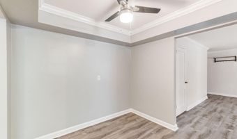 4225 N HENDERSON Rd 103, Arlington, VA 22203