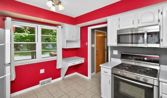 1311 Stafford Ave, Ames, IA 50010