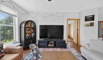 8253 Mayo Dr 201, Madison, WI 53719