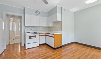 135 Dover Rd, West Hartford, CT 06119