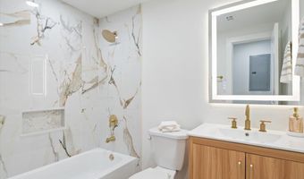 490 MAKO Dr, Atlantic Beach, FL 32233