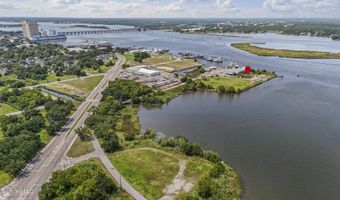 540 Bayview Ave, Biloxi, MS 39530