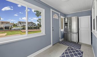 114 Interlochen Dr, Algonac, MI 48001