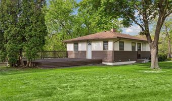 868 Oakwood Dr, Anoka, MN 55303