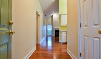 211 Stonecrest Ct, Athens, GA 30605