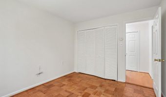 4345 IVYMOUNT Ct 22, Annandale, VA 22003